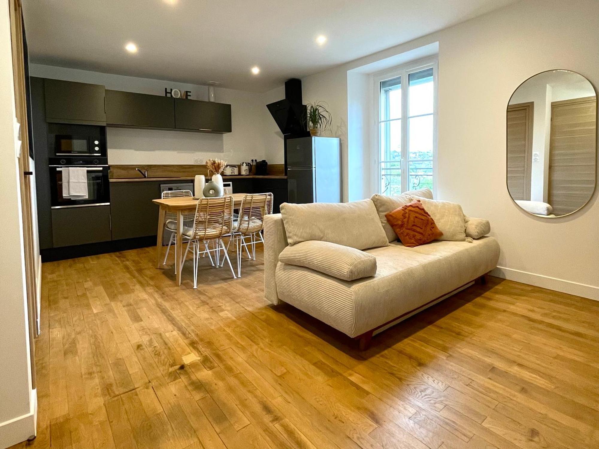 Appartement Calme Et Cosy Proche Centre Vue Chateau 비트레 외부 사진